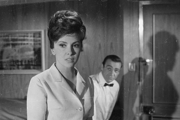 13th August 1963: Gina Lollobrigida stars with Sean Connery in 'Woman of Straw', directed by Basil Dearden. (Photo by Victor Blackman/Express/Getty Images)